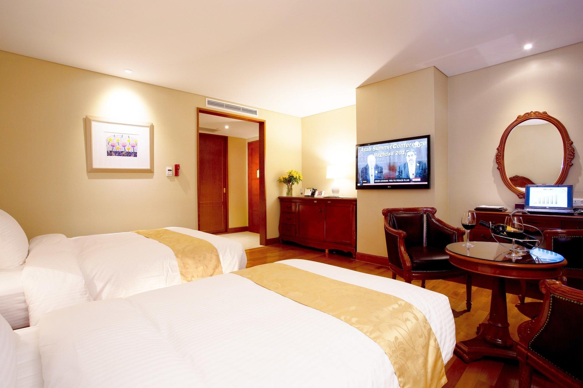 Sejong Hotel Seoul Myeongdong Exterior photo