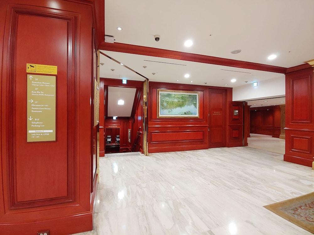 Sejong Hotel Seoul Myeongdong Exterior photo