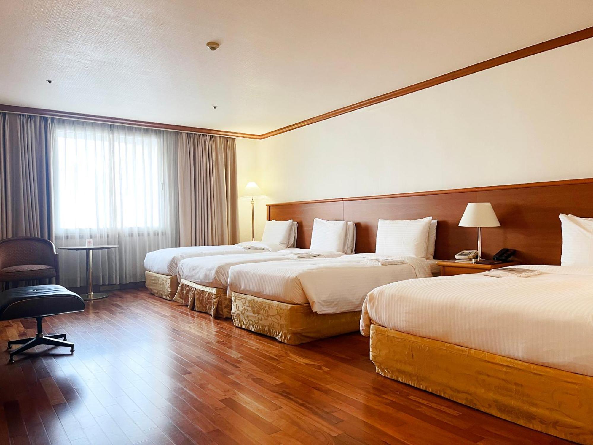 Sejong Hotel Seoul Myeongdong Exterior photo