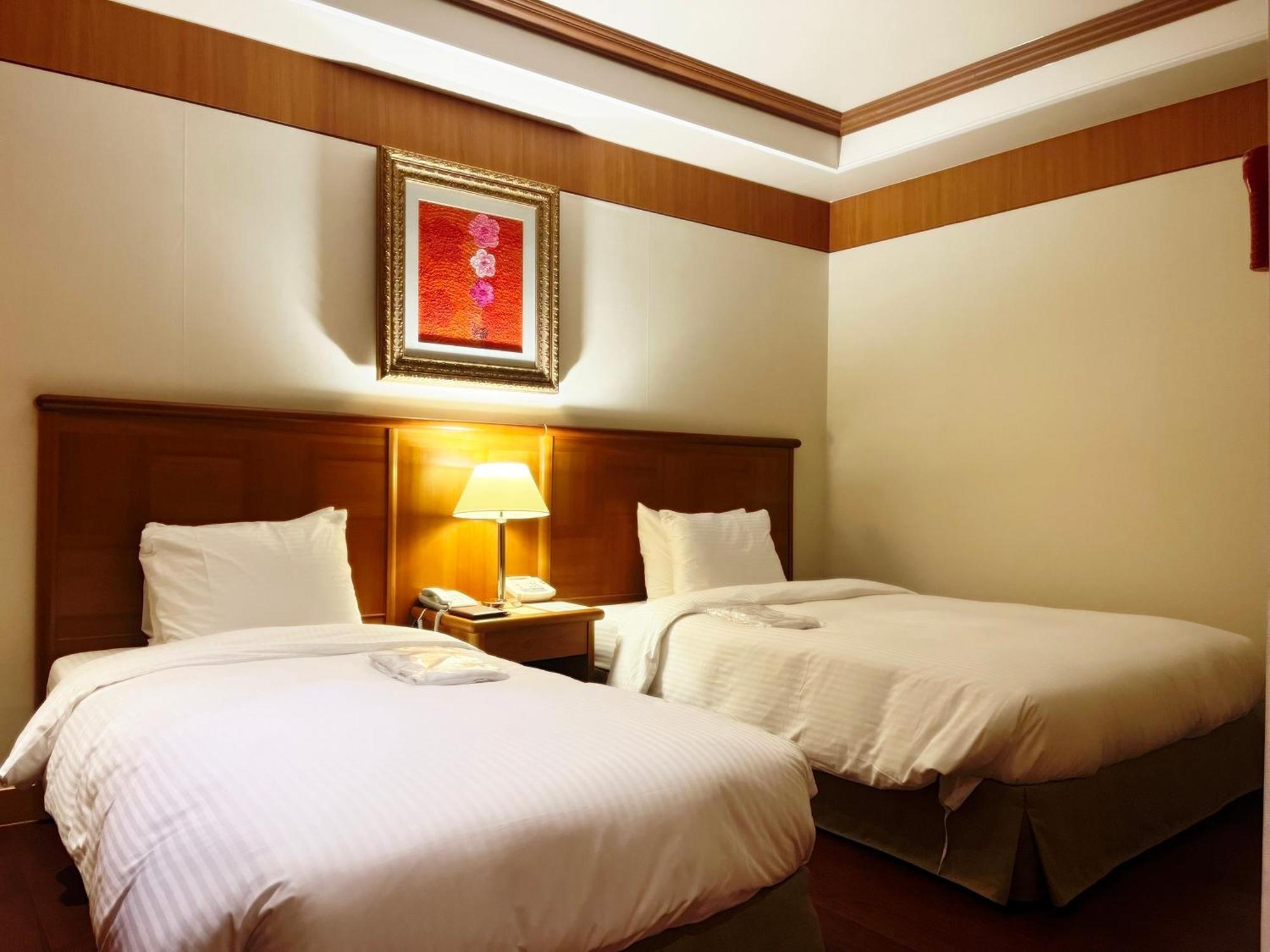 Sejong Hotel Seoul Myeongdong Exterior photo